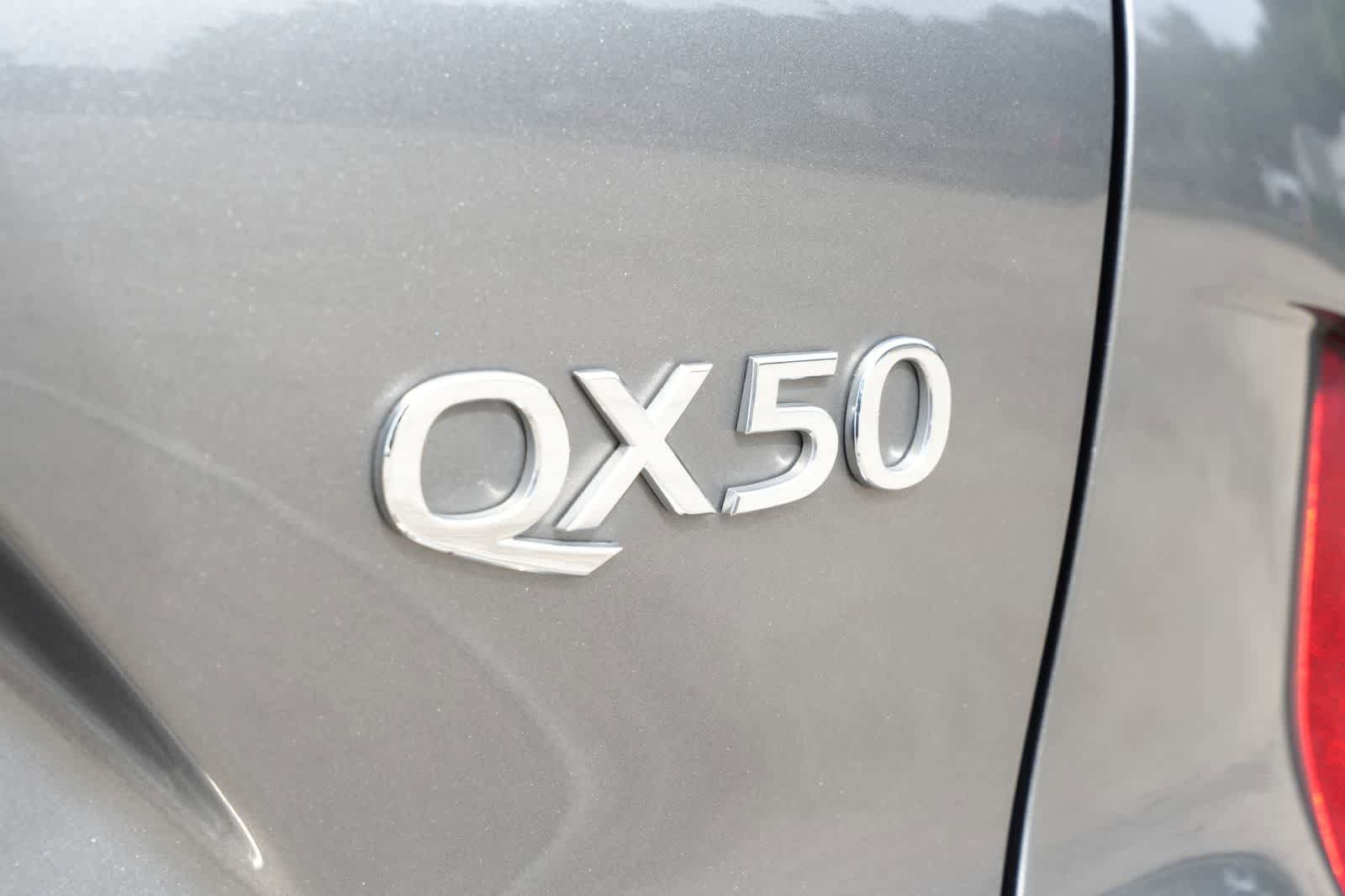 Certified 2023 INFINITI QX50 Luxe FWD image 18