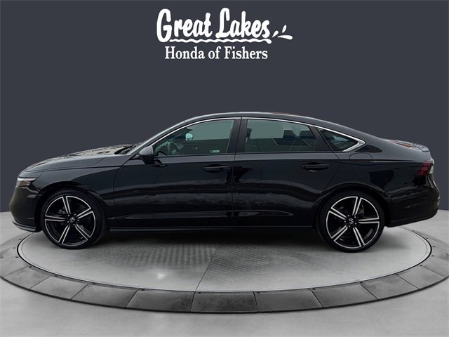 Used 2023 Honda Accord Sport image 2