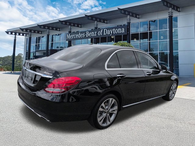 Used 2018 Mercedes-Benz C 300 4MATIC Sedan image 4