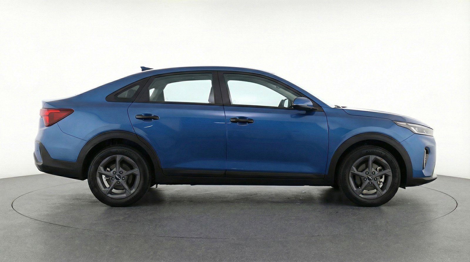 Used 2025 Kia K4 LXS FWD image 11