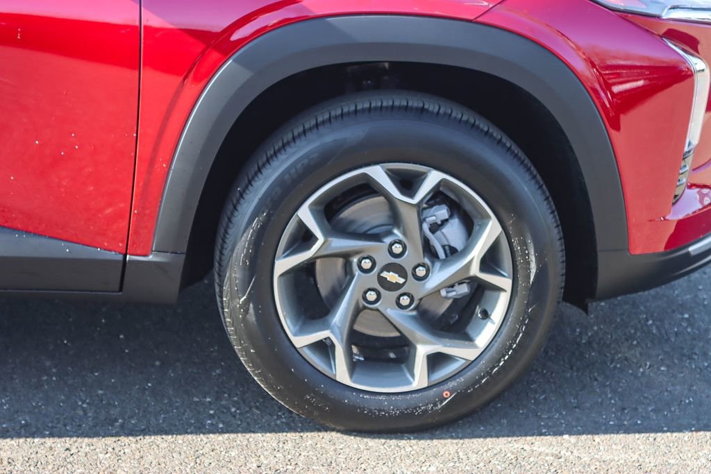New 2026 Chevrolet Trax LT w/ Driver Confidence Package image 9
