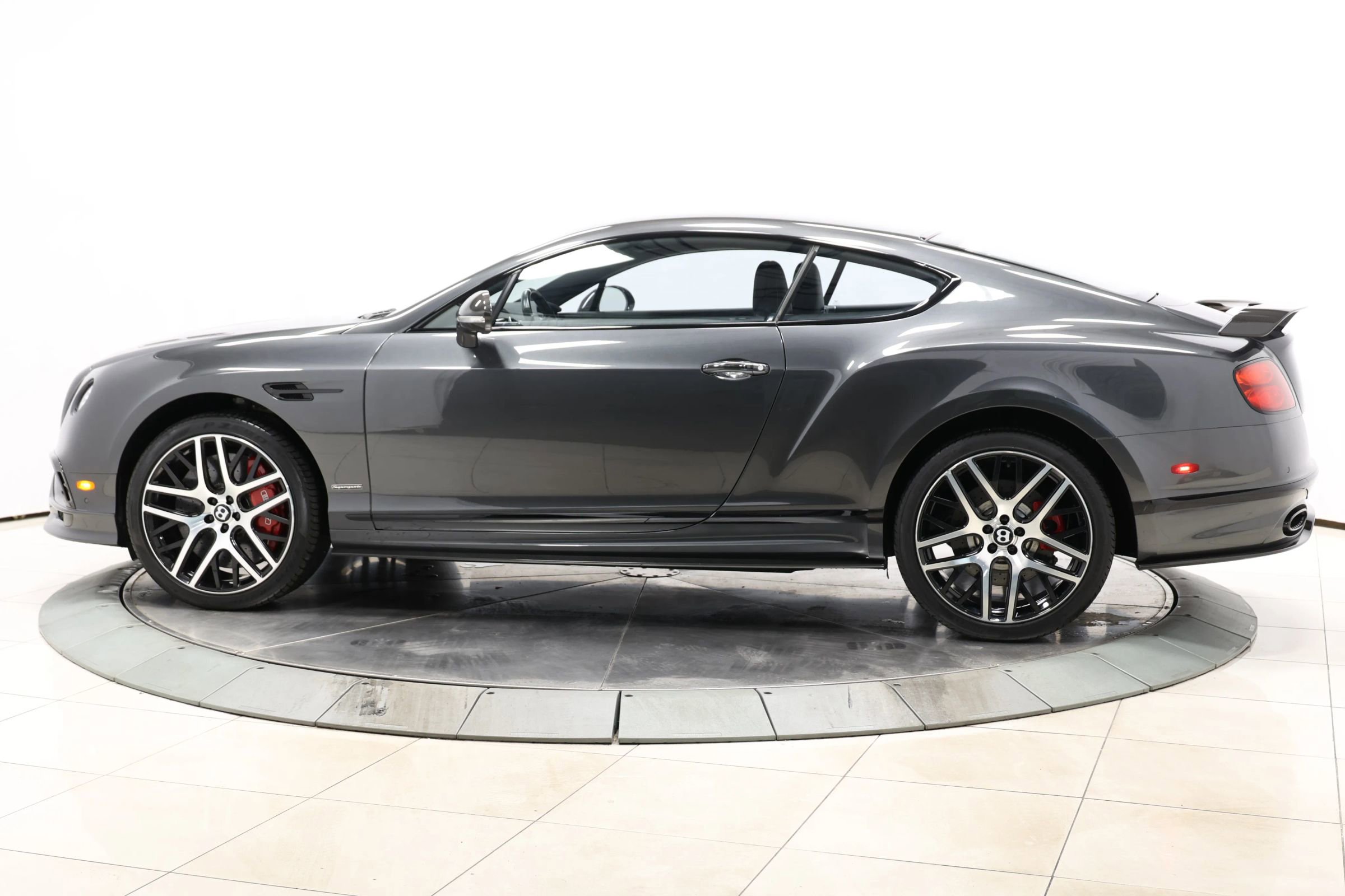 Used 2017 Bentley Continental GT Supersports image 10