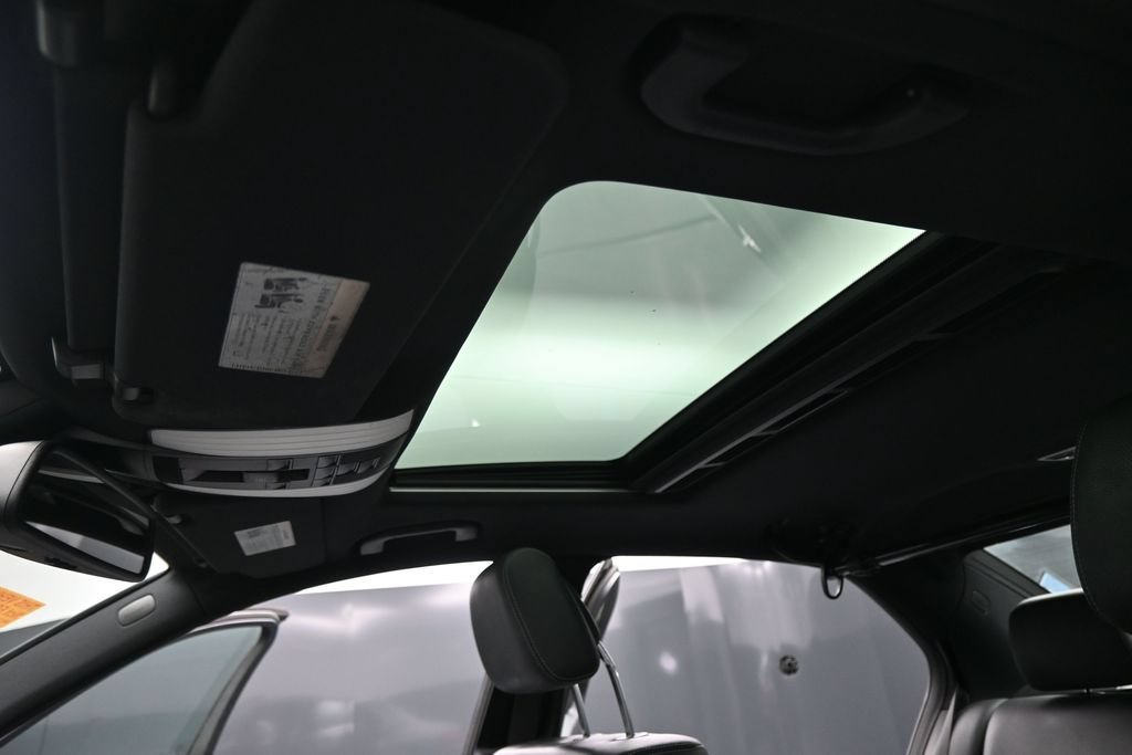 Used 2014 Mercedes-Benz E 350 Sedan image 12