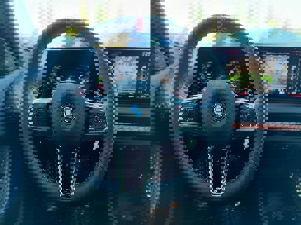 New 2025 BMW M235i xDrive w/ M Sport Professional Package image 18