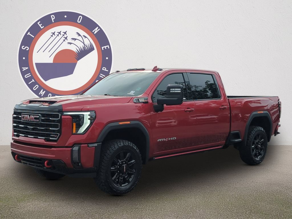 Used 2024 GMC Sierra 2500 AT4 w/ Technology Package AWD/4WD image 1