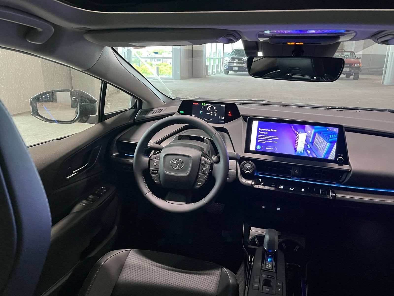 New 2026 Toyota Prius Plug-In Hybrid FWD image 37