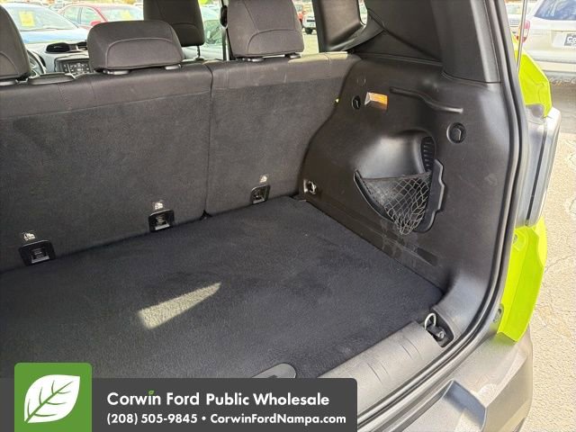 Used 2017 Jeep Renegade Sport w/ Power & Air Group AWD/4WD image 31