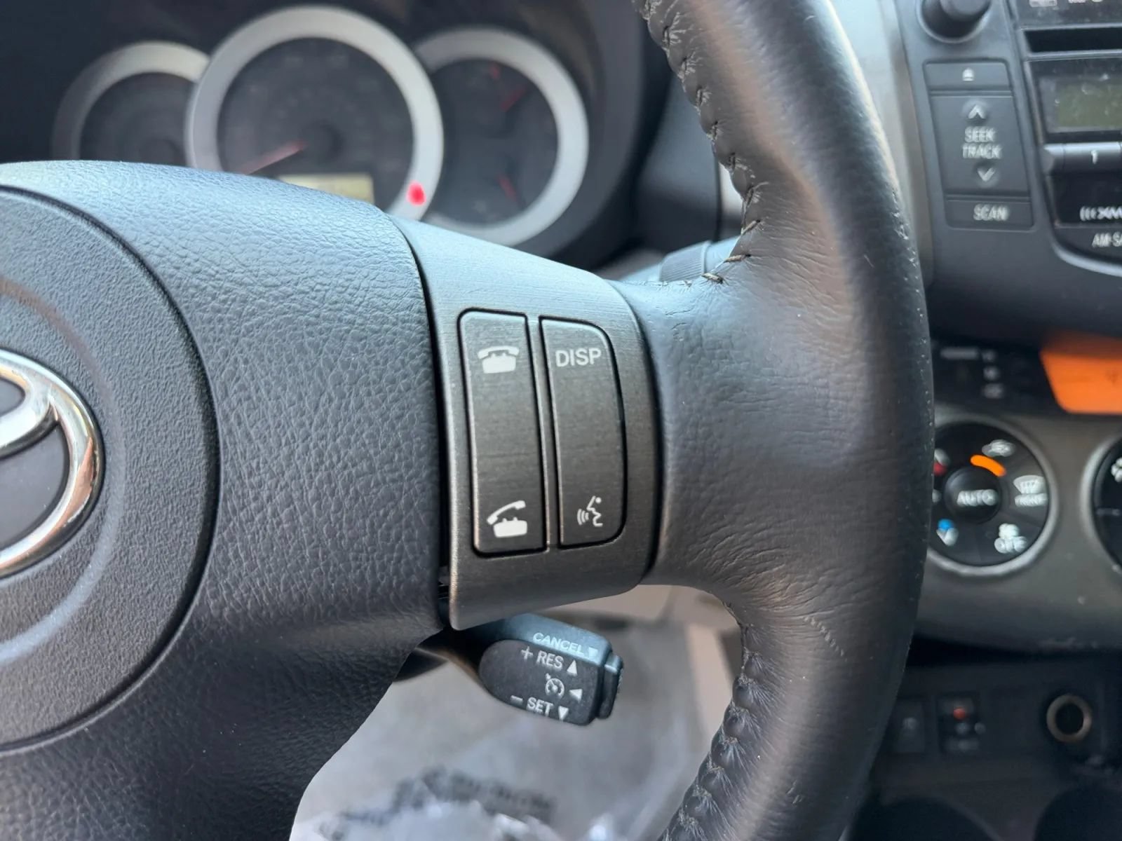 Used 2009 Toyota RAV4 Limited FWD image 21