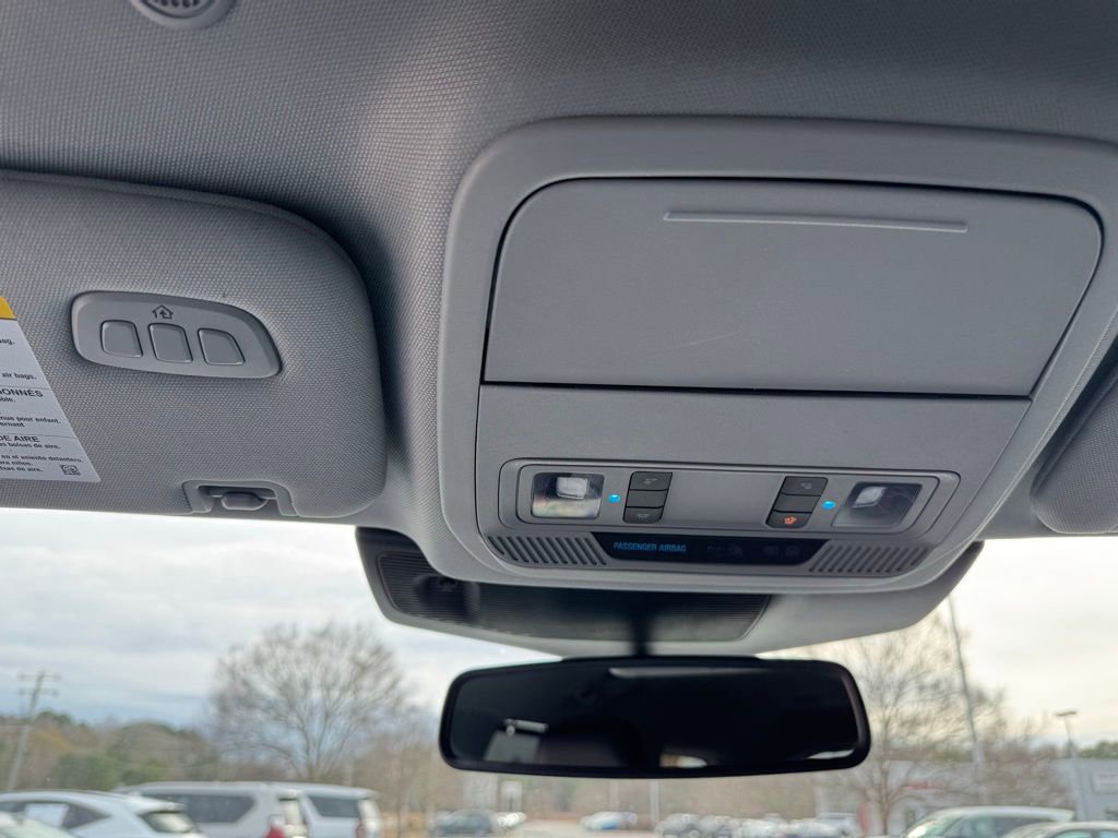 Used 2023 Ford Explorer Limited image 35