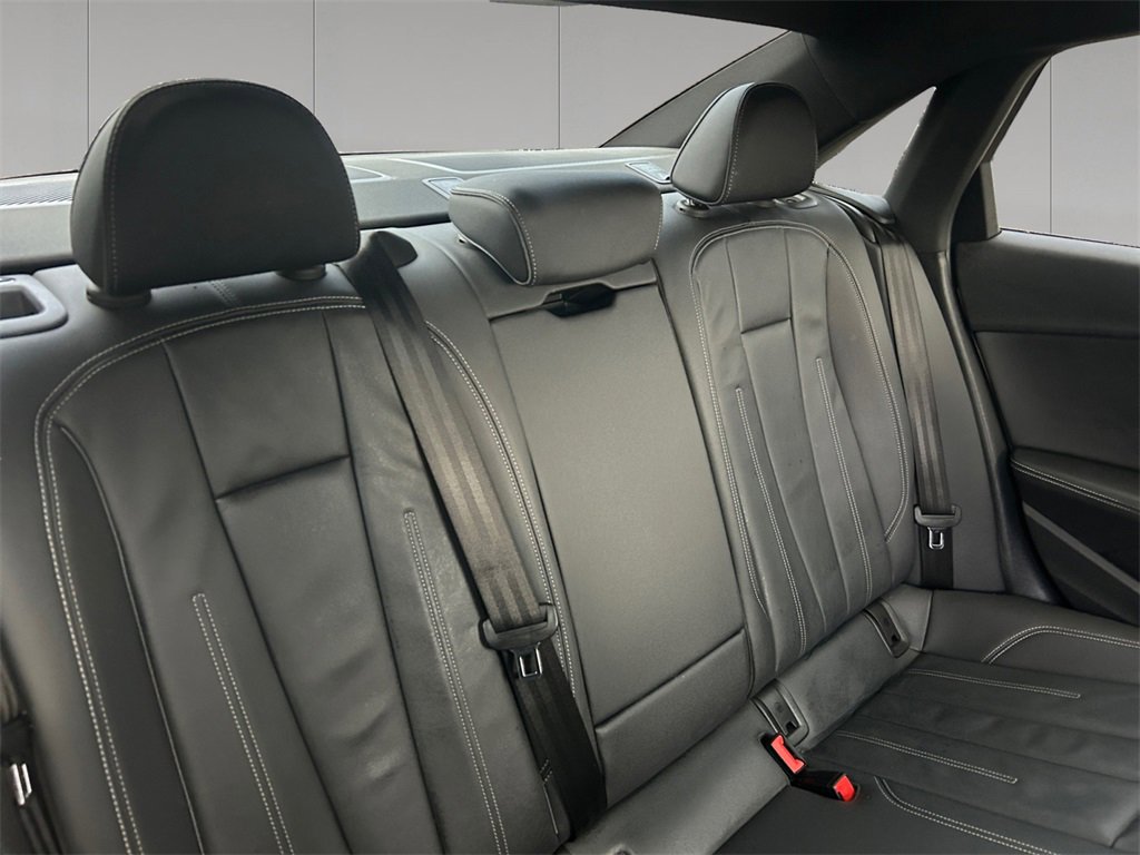 Used 2022 Audi A4 2.0T Premium Plus w/ Premium Plus Package image 18