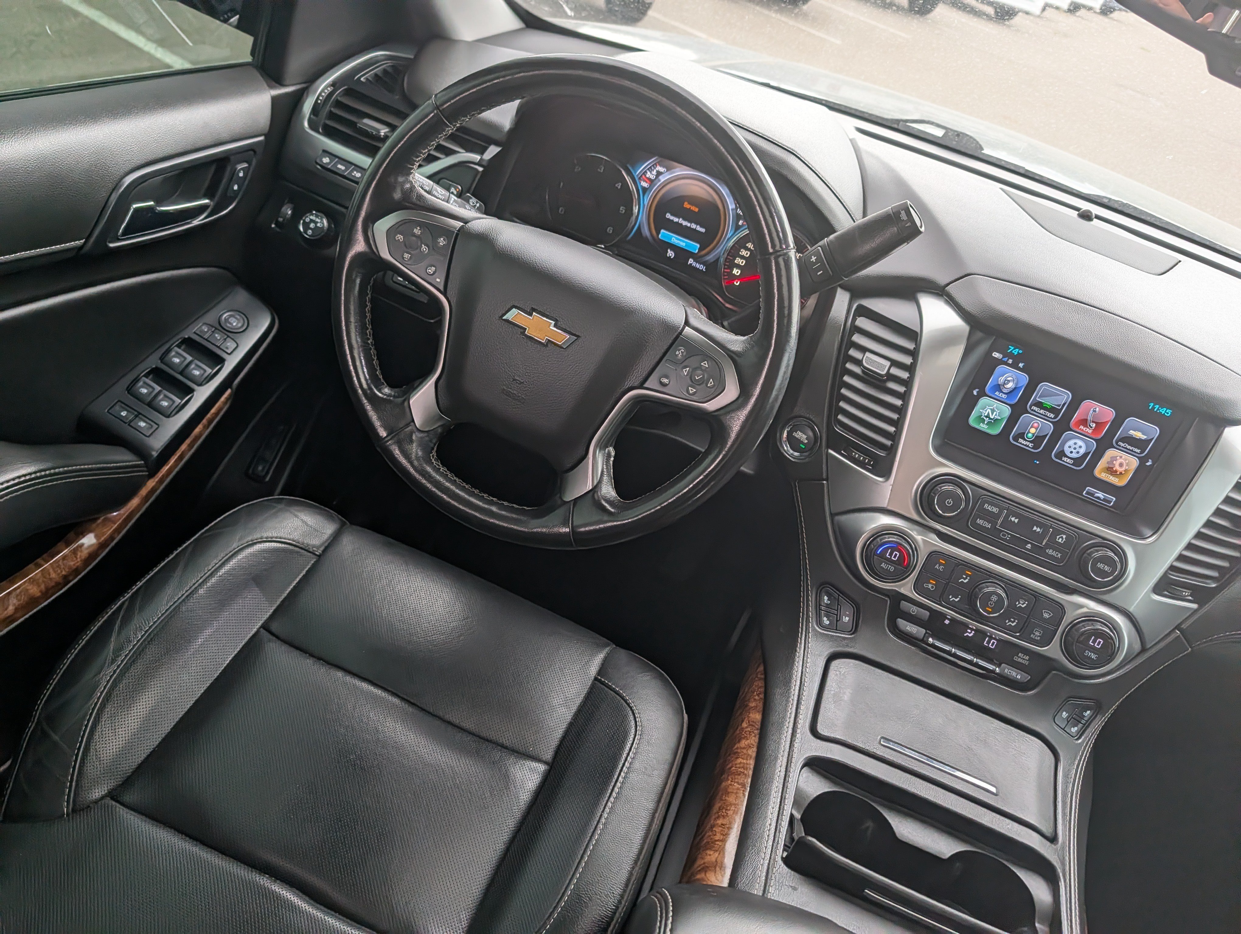 Used 2020 Chevrolet Tahoe Premier AWD/4WD image 9