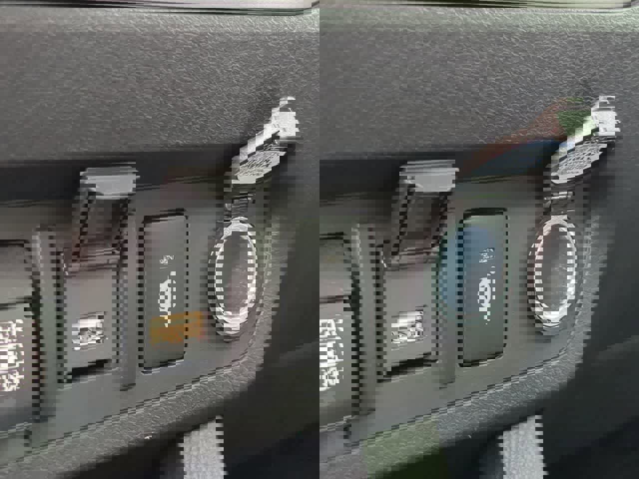 Used 2022 Toyota Tacoma Limited w/ Nightshade Package image 33