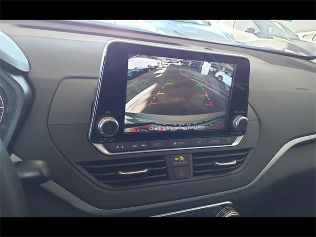 Used 2025 Nissan Altima 2.5 S image 15