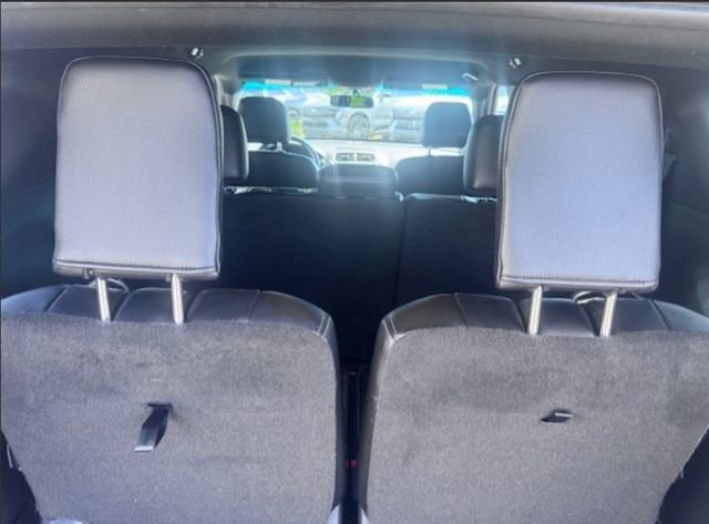 Used 2017 Ford Explorer Limited image 13