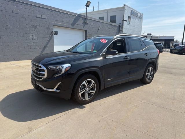 Used 2021 GMC Terrain SLT w/ Infotainment Package II image 4