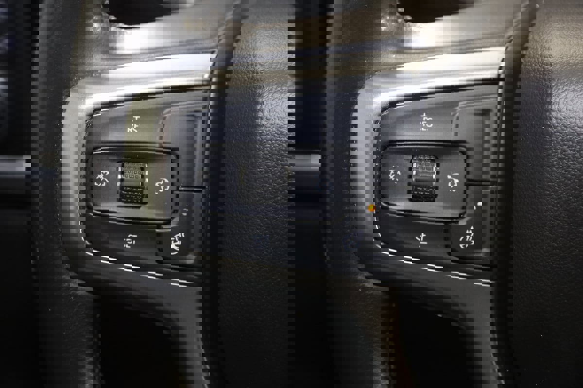 Used 2020 Chevrolet Silverado 1500 LT Trail Boss image 30