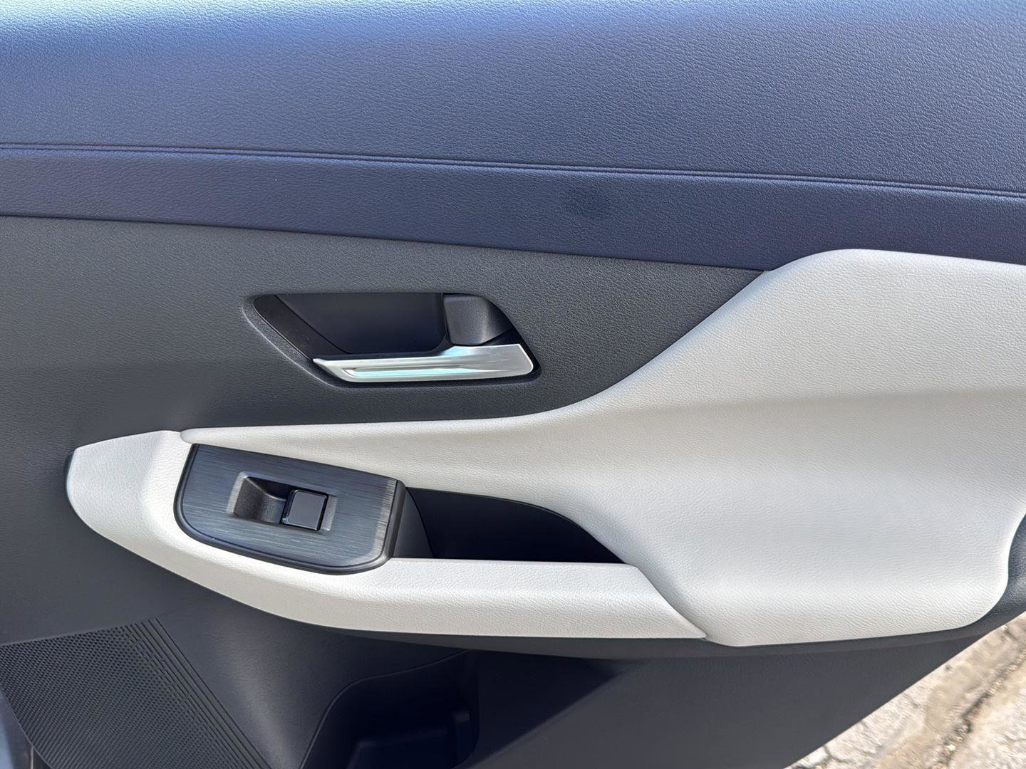 New 2026 Nissan Sentra SL w/ Floor Mat Package FWD image 34