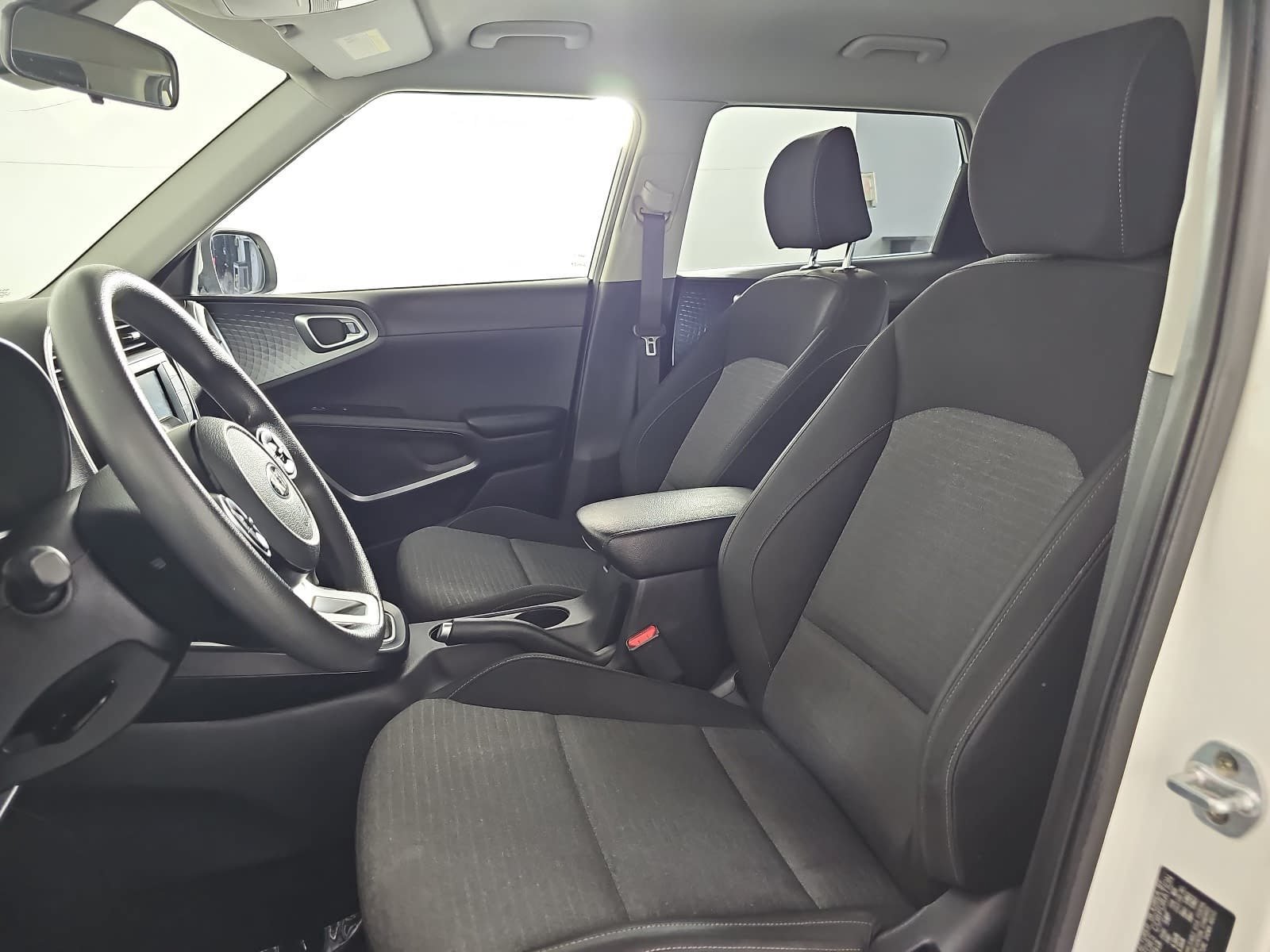 Used 2020 Kia Soul S FWD image 13