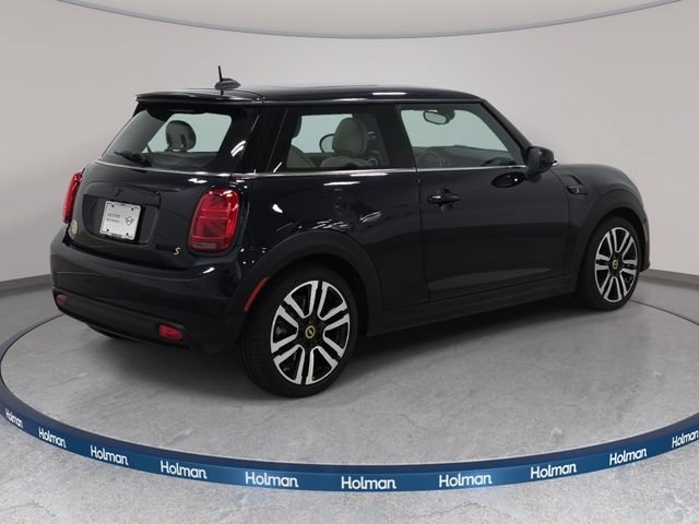 Certified 2024 MINI Cooper SE FWD image 5