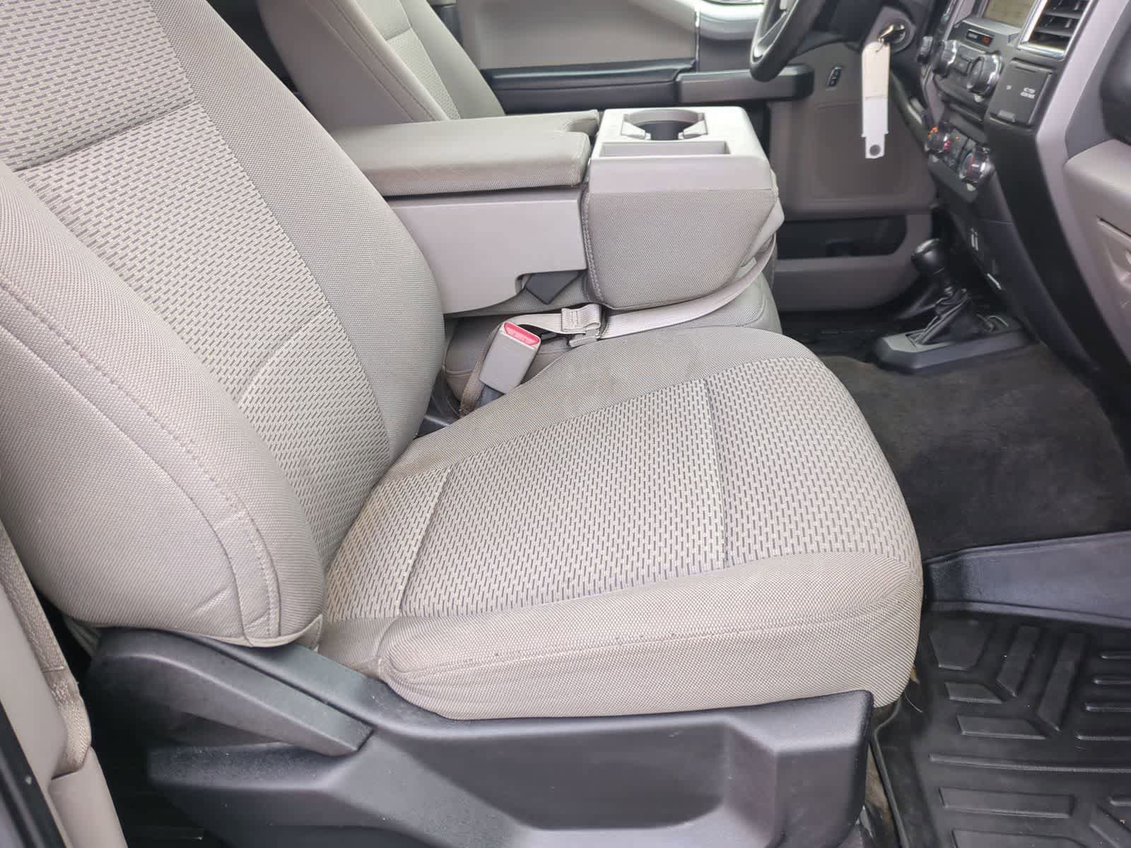 Used 2017 Ford F350 XLT w/ XLT Premium Package AWD/4WD image 21