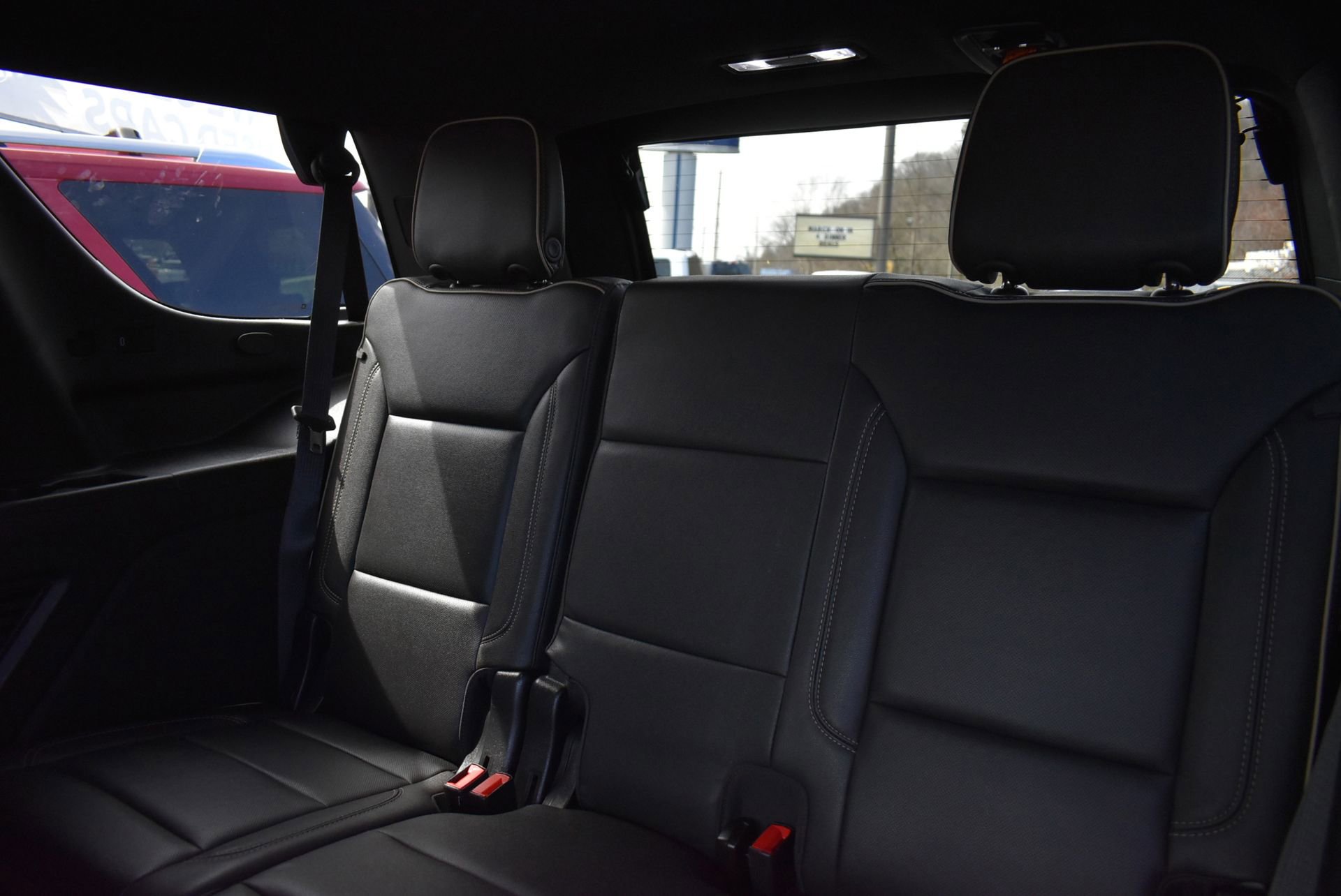 Used 2023 Chevrolet Tahoe Premier image 16