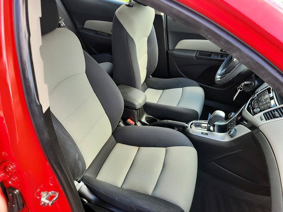 Used 2016 Chevrolet Cruze LS FWD image 46