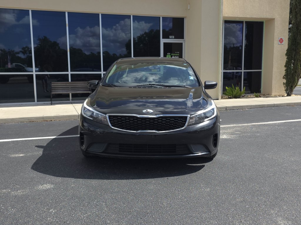 Used 2017 Kia Forte LX FWD image 3