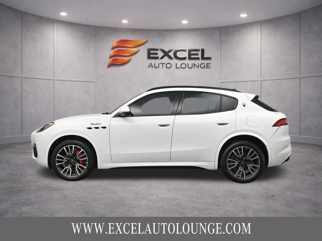 Used 2023 Maserati Grecale Modena image 3