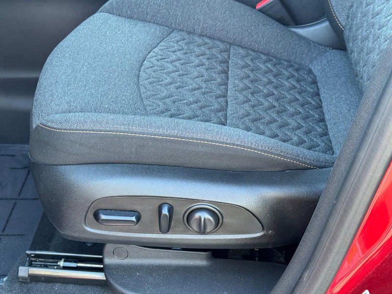 Used 2024 Chevrolet Equinox LT image 23