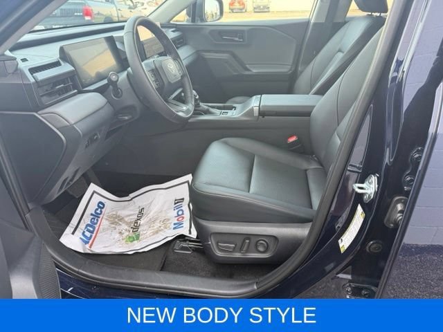 Used 2026 Toyota RAV4 XLE Premium AWD/4WD image 21