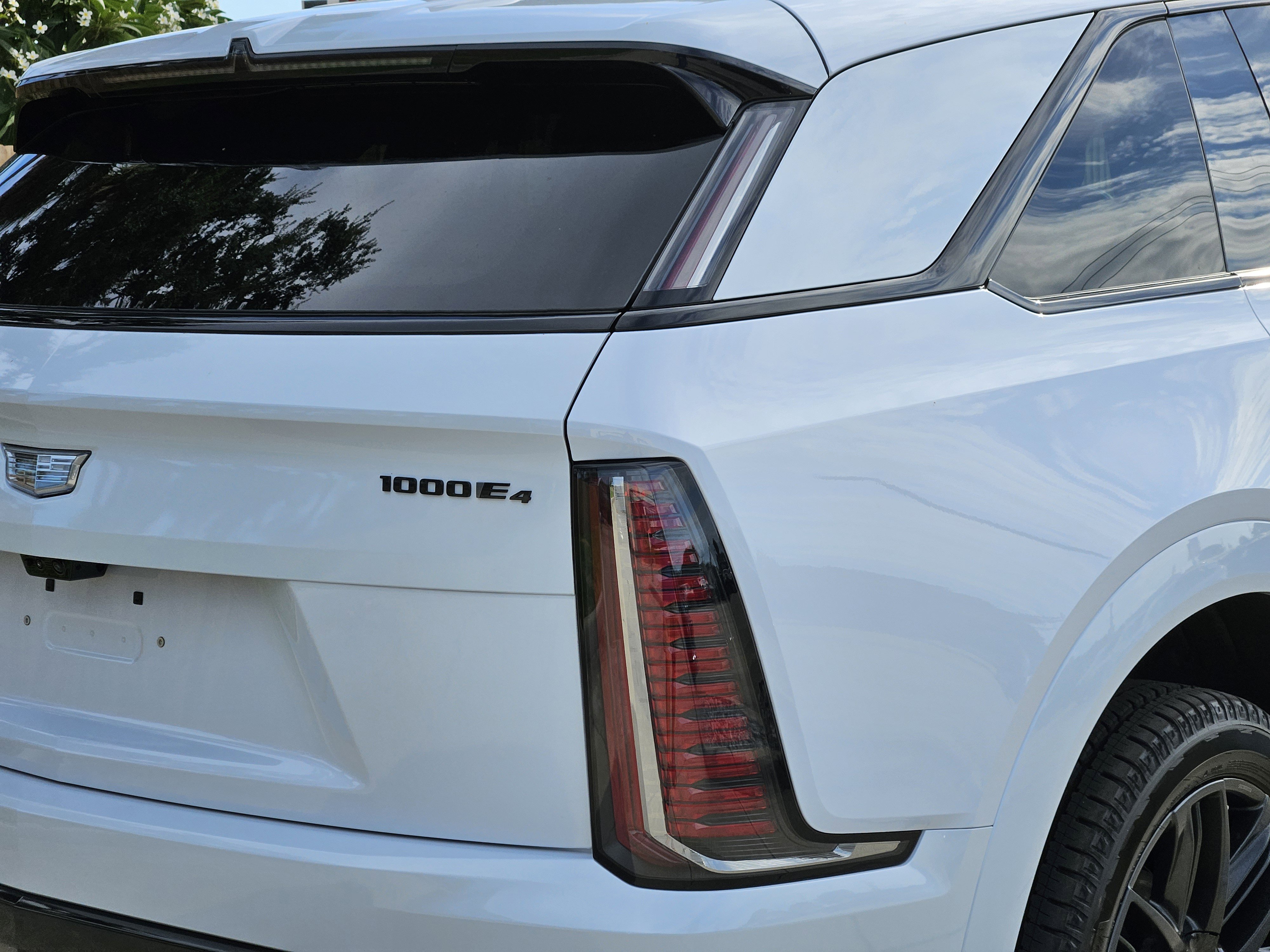 New 2025 Cadillac Lyriq Sport image 9