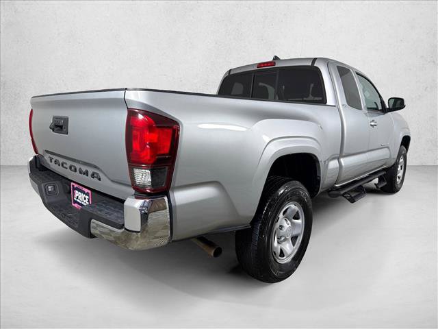 Used 2022 Toyota Tacoma SR5 RWD image 3