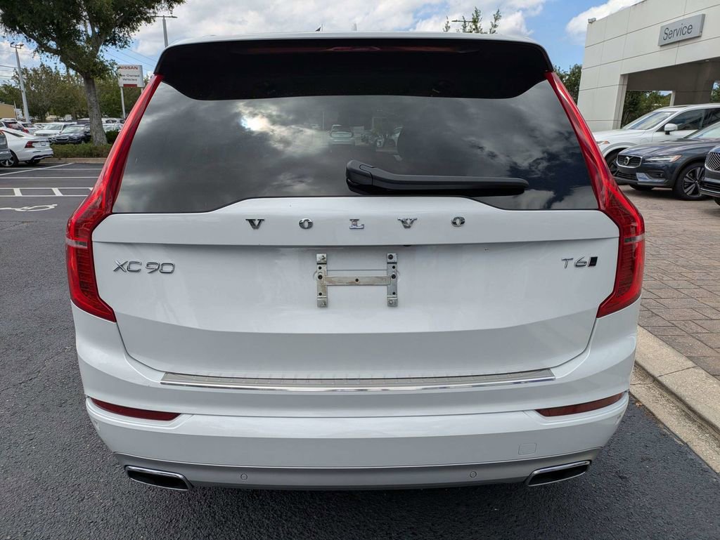 Used 2021 Volvo XC90 T6 Momentum w/ Climate Package AWD/4WD image 5