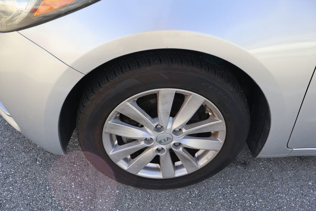 Used 2014 Kia Forte LX w/ Popular Package image 4