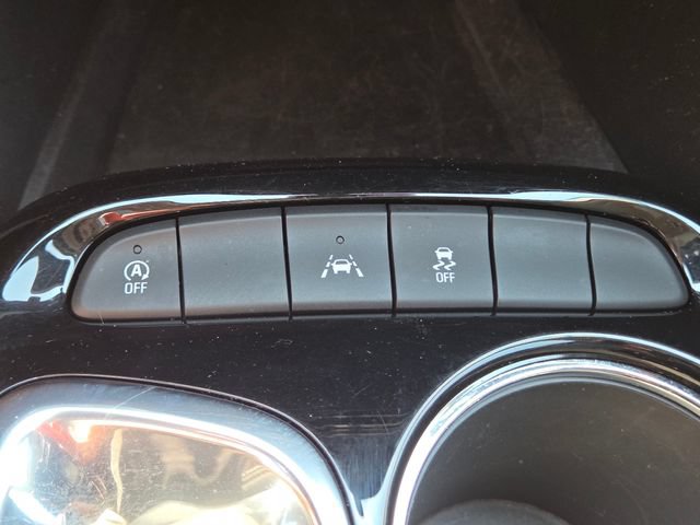 Used 2023 Buick Encore GX Preferred FWD image 29