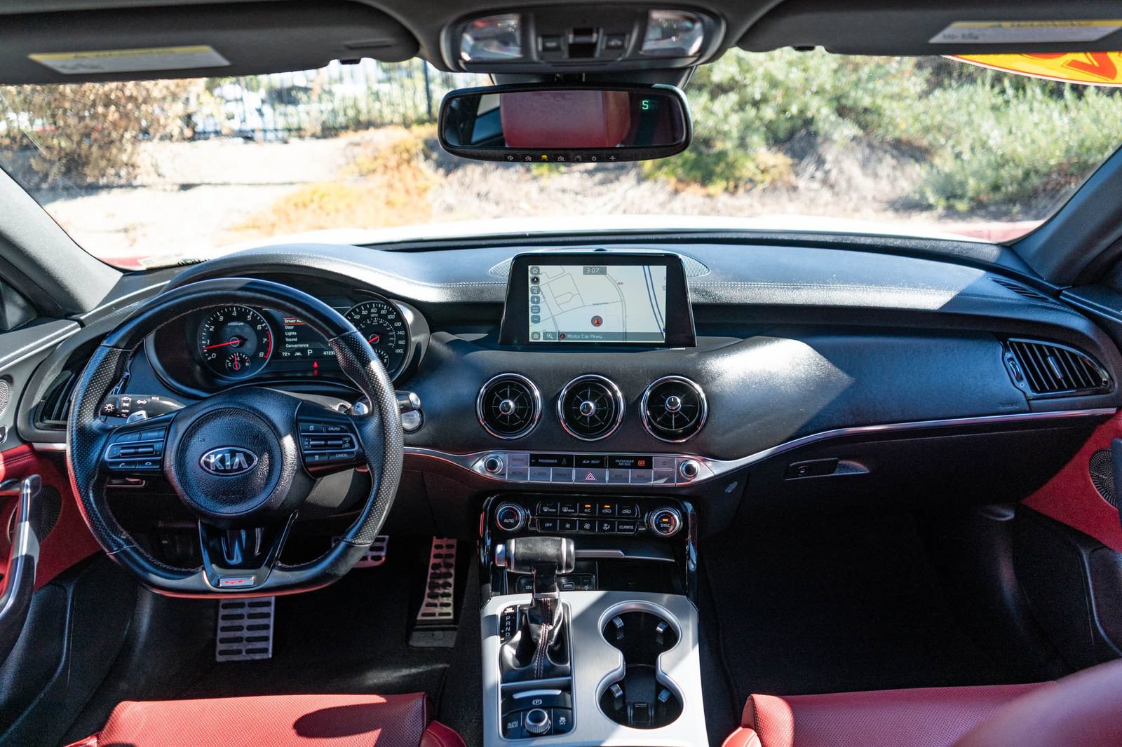 Used 2021 Kia Stinger GT1 RWD image 18