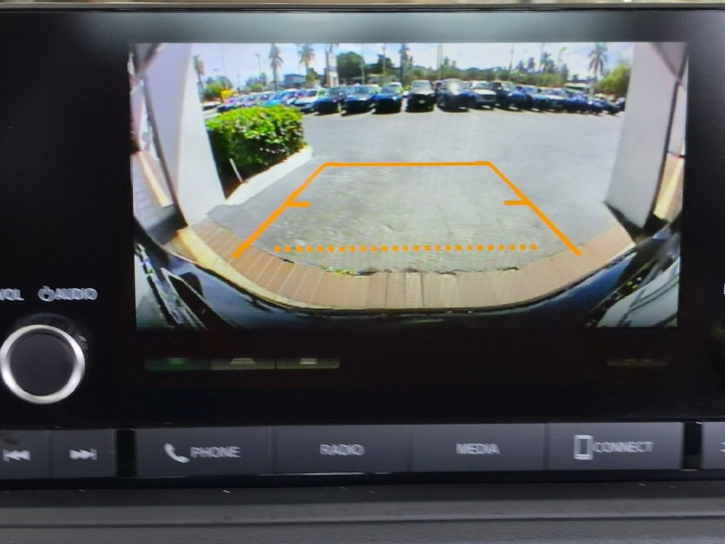 Used 2025 Honda Accord SE image 18