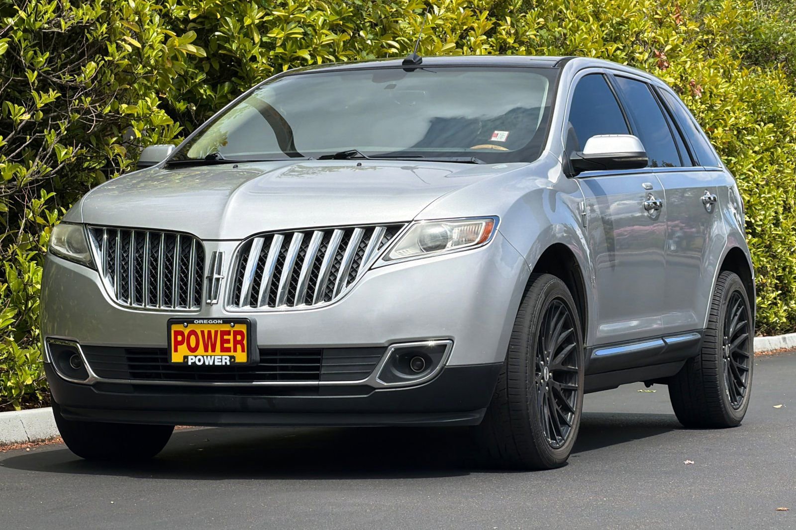 Used 2012 Lincoln MKX AWD image 8