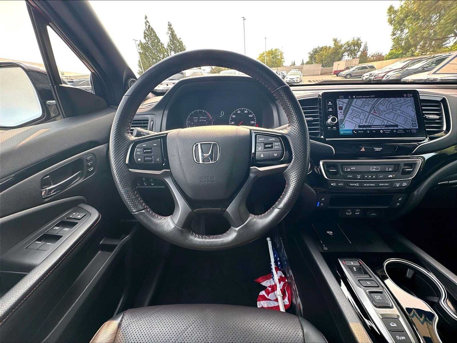 Used 2025 Honda Ridgeline Black Edition image 9