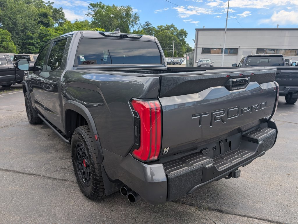 Used 2026 Toyota Tundra Limited AWD/4WD image 6