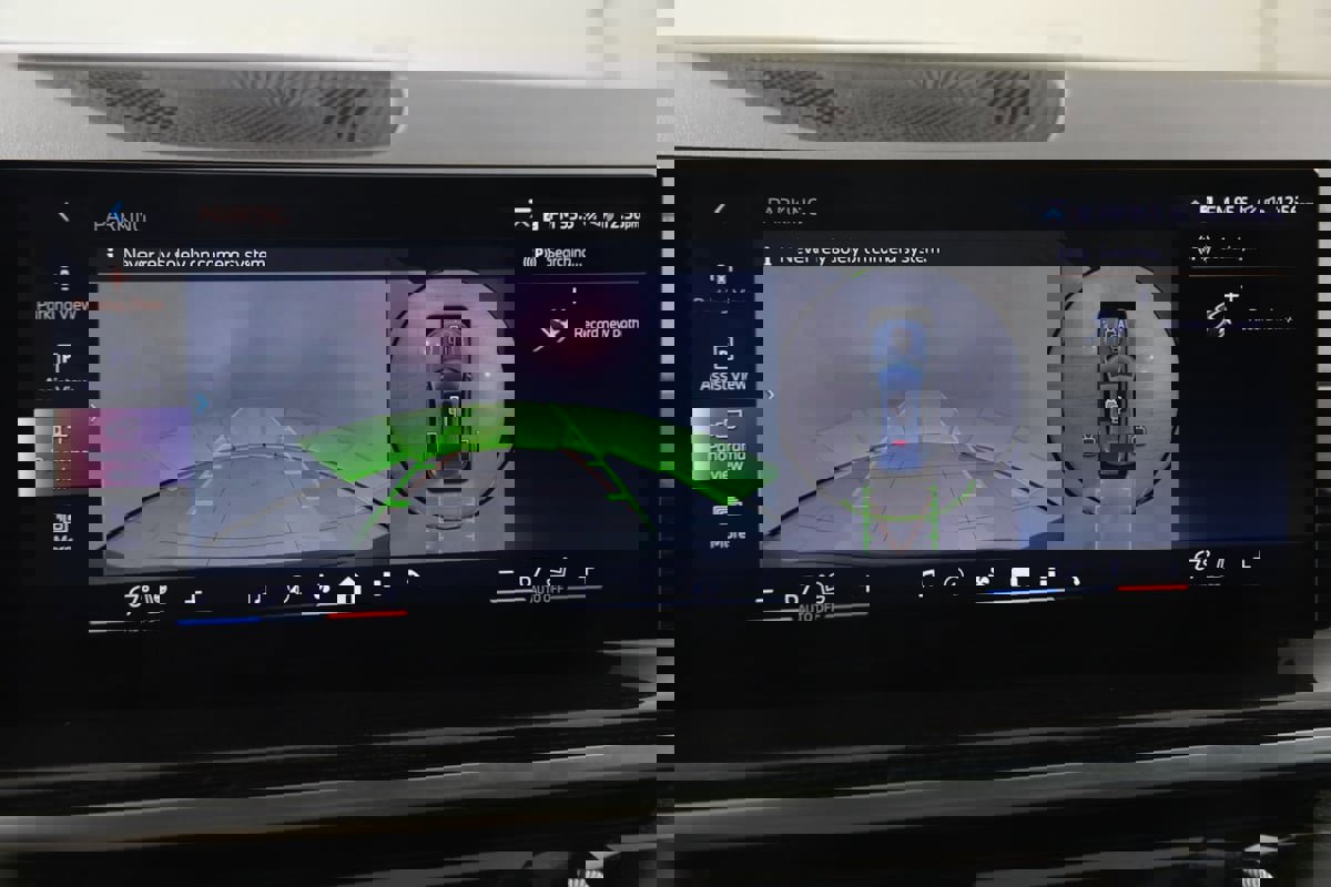 Used 2025 BMW X6 xDrive40i image 10