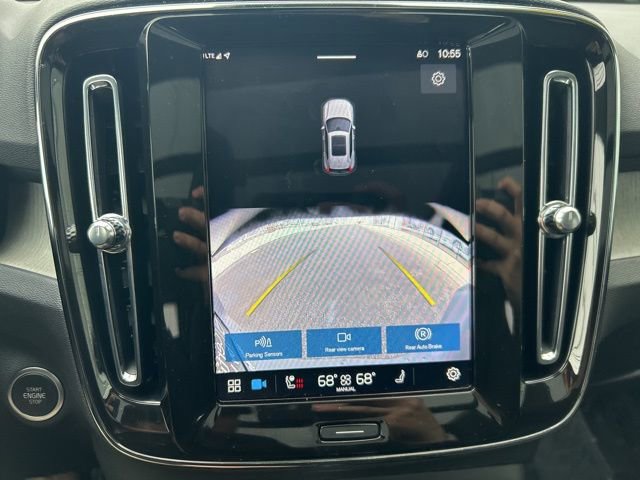 Certified 2025 Volvo XC40 B5 Core AWD/4WD image 23
