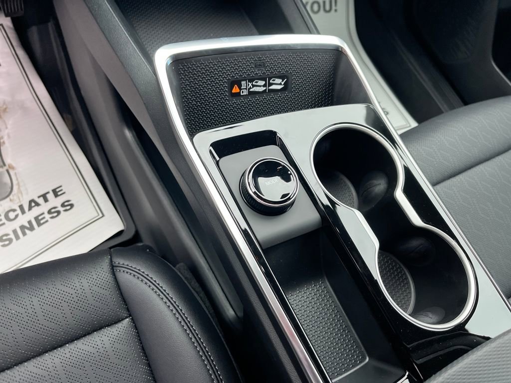 New 2026 Chevrolet Equinox LT image 16