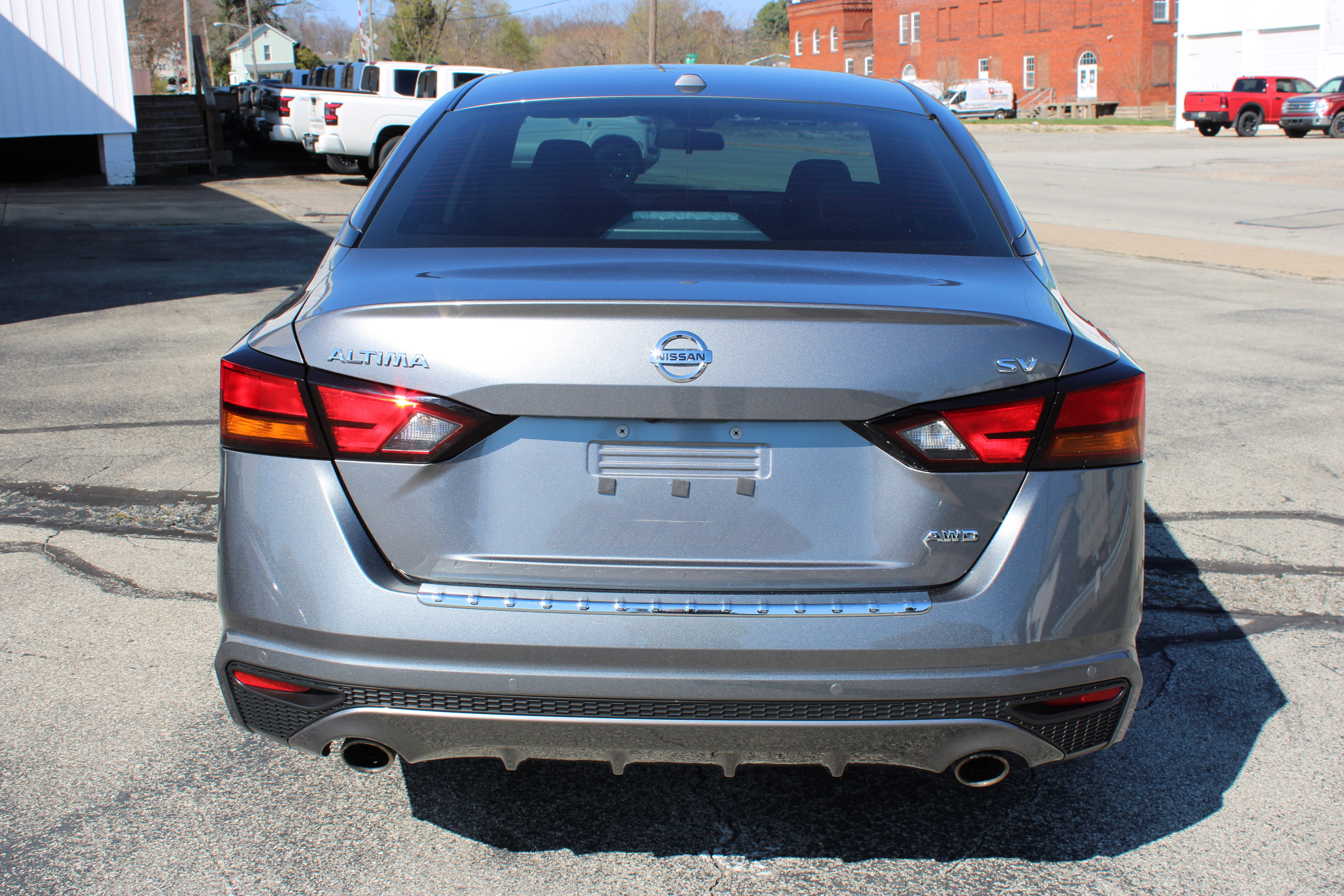 Used 2022 Nissan Altima 2.5 SV w/ SV Premium Package image 4