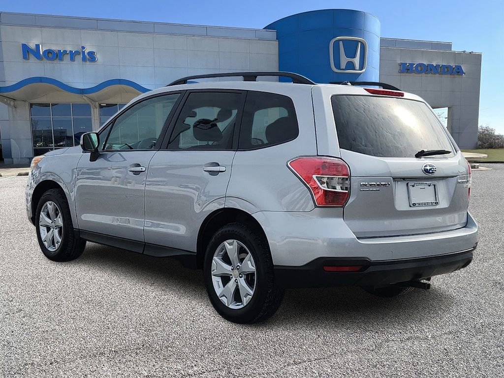 Used 2015 Subaru Forester 2.5i Premium image 3