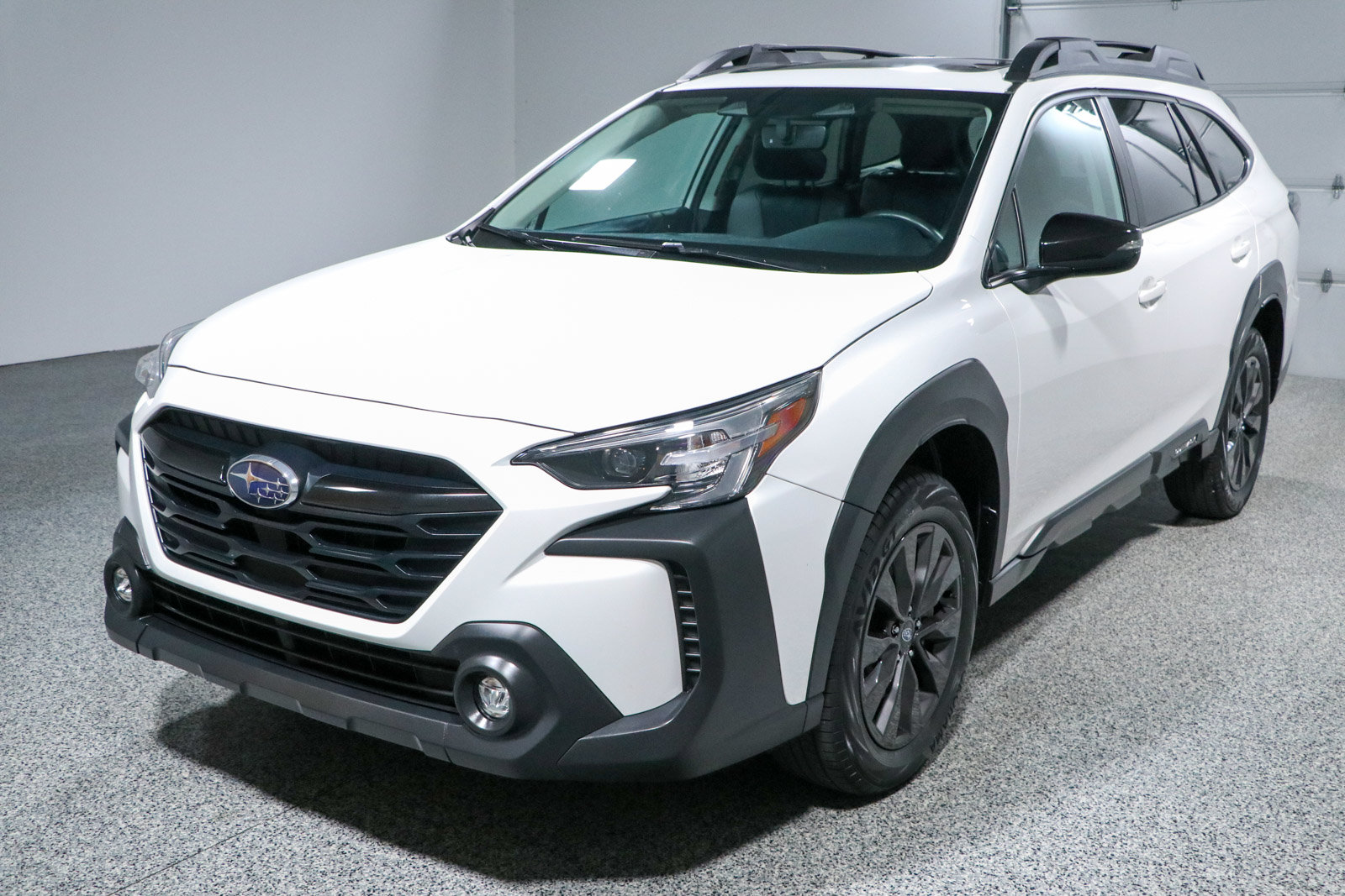 Used 2025 Subaru Outback Onyx Edition AWD/4WD image 32
