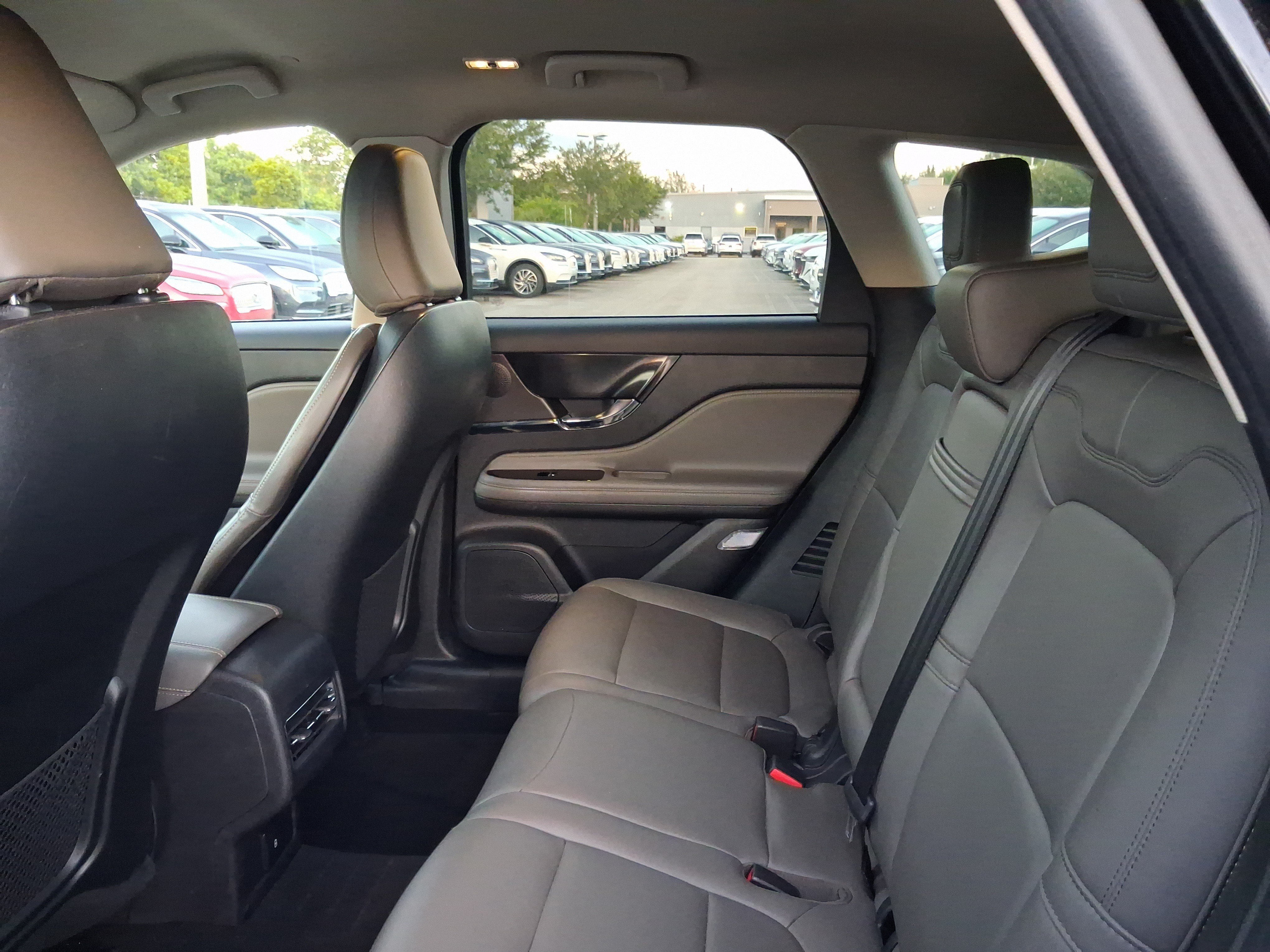 Certified 2024 Lincoln Corsair FWD image 6