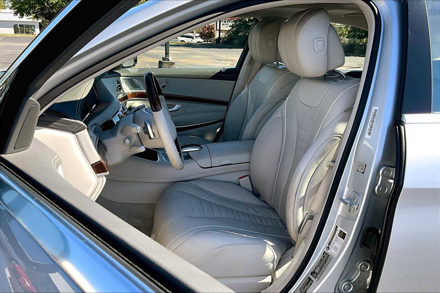 Used 2015 Mercedes-Benz S 550 Sedan image 8