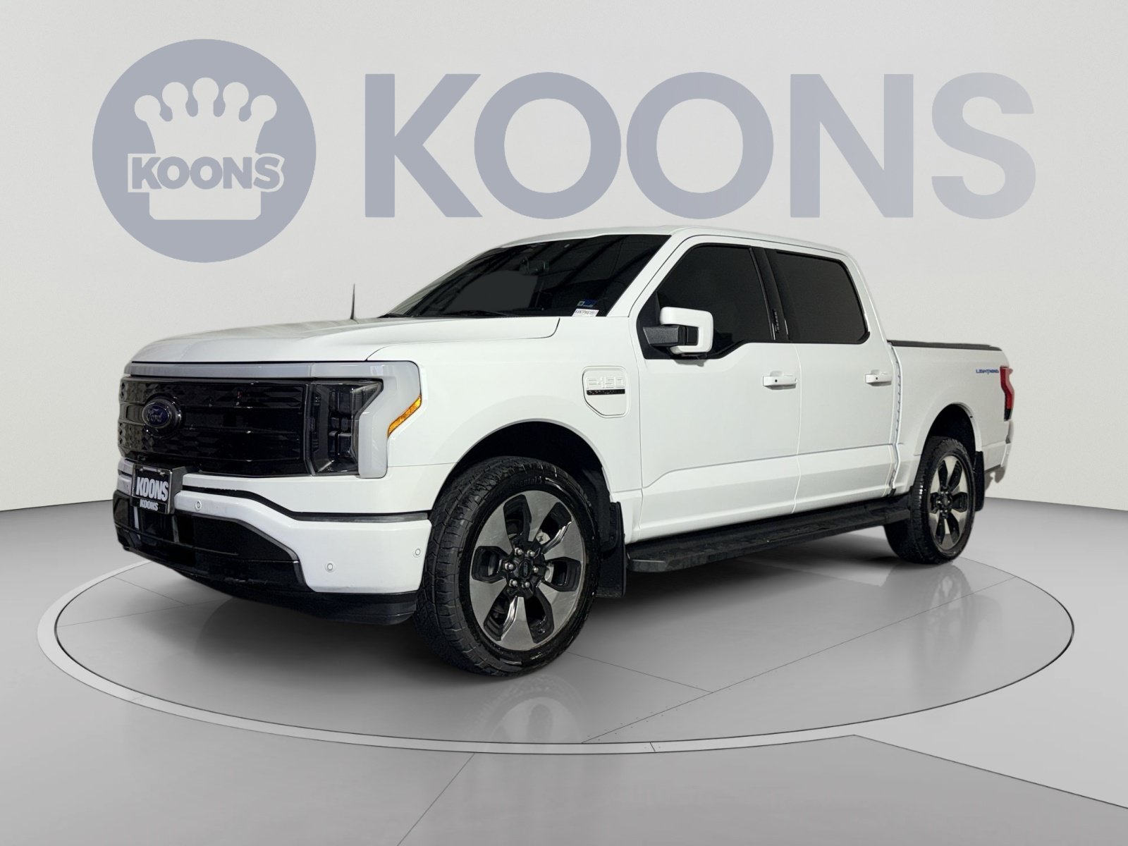 Used 2023 Ford F150 Lightning Platinum AWD/4WD image 1