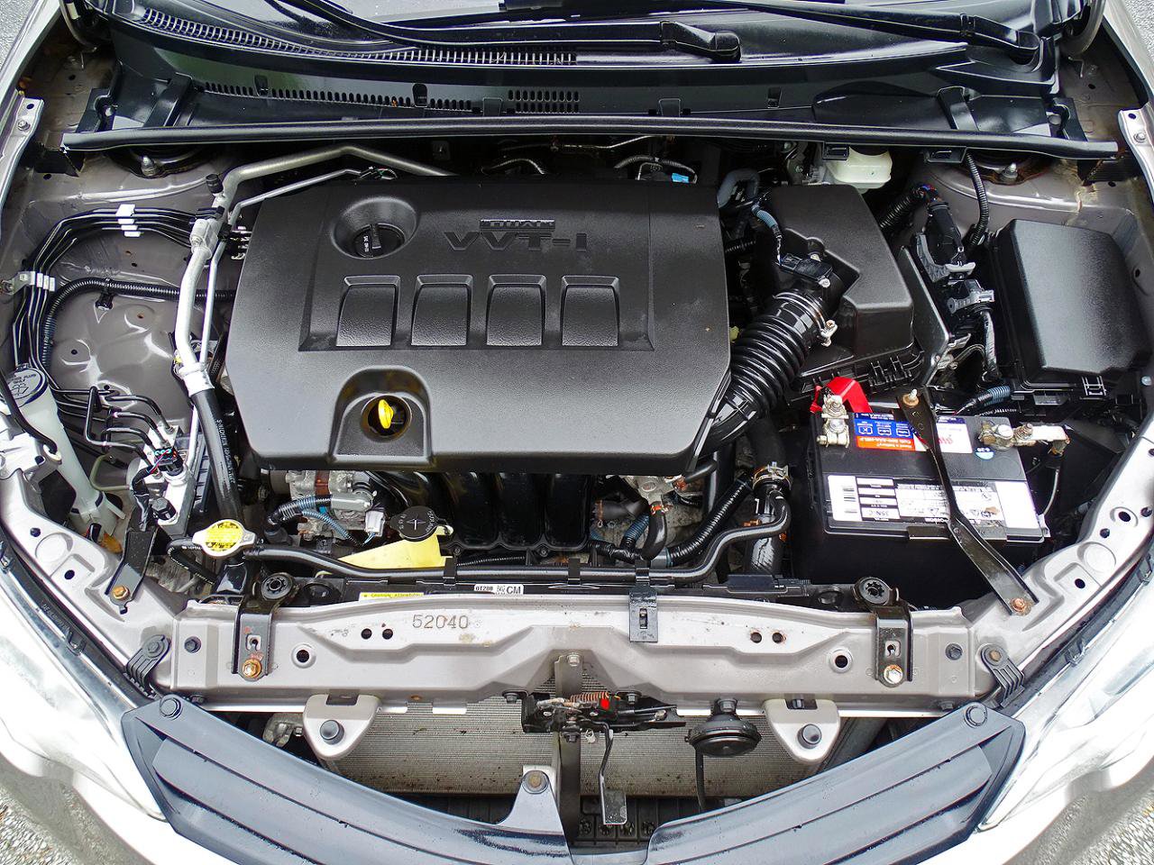 Used 2014 Toyota Corolla LE FWD image 17